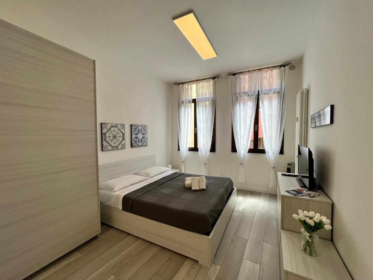 Apartment Ai Portici Di Via Savonarola Padua